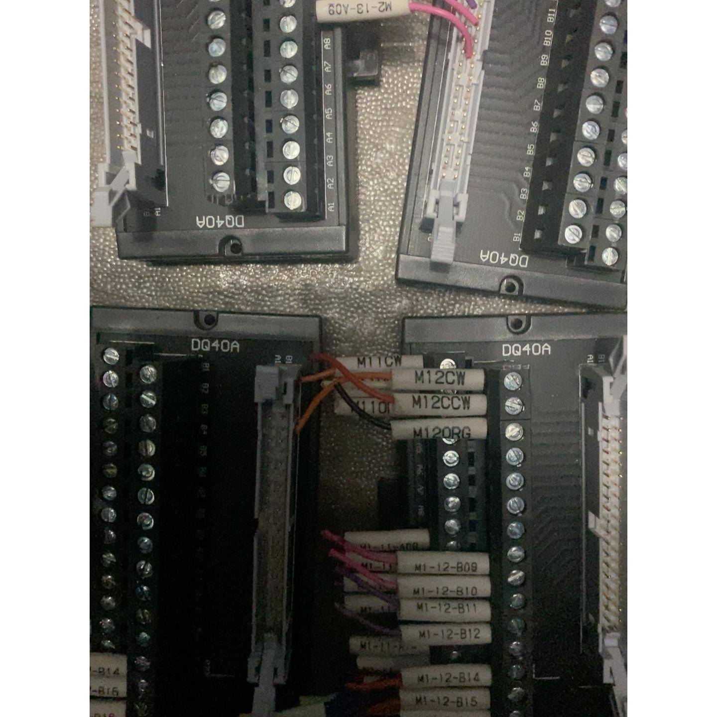 基恩士，三菱PLC专用端子，DD40A2（5个），DQ40A议价