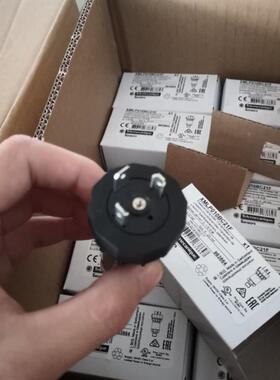 Schneider施耐德XMLA160E2S11全新原装正品现货特价传感器