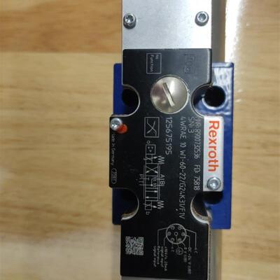 力士乐 比例阀MNR:R900732536 4WRAE 10 W1-60-22/G24K31/F1V
