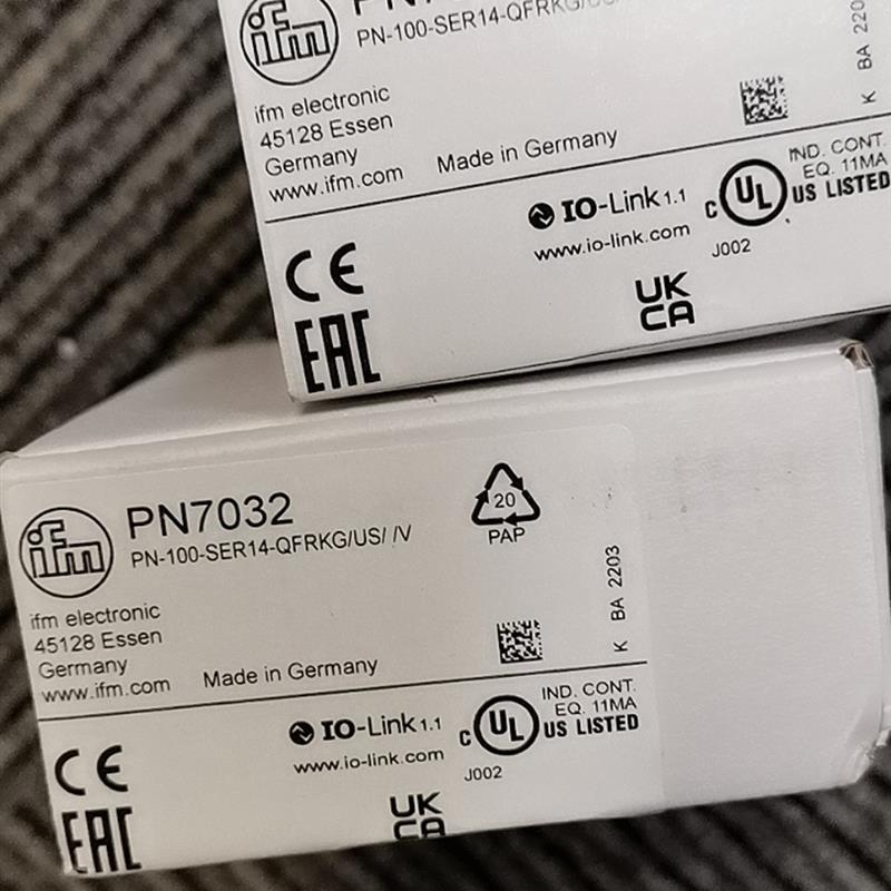 假一赔十易福门压力传感器PN7032
