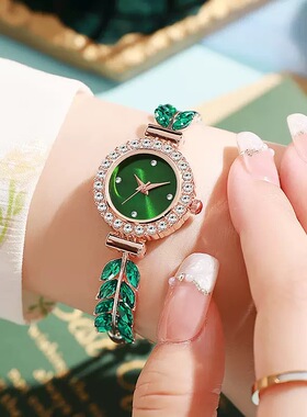 新款女士石英手表水钻女表小表盘纤细手链自由调节饰品石英表现