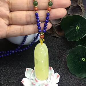 然满蜜鸡油黄蜜蜡无事牌吊坠品相完美无烤色69