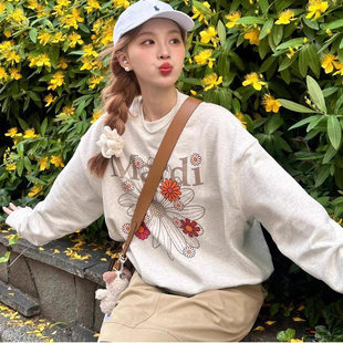 圆领宽松休闲设计百搭上衣 臻选优品韩系小雏菊印花卫衣女春秋新款