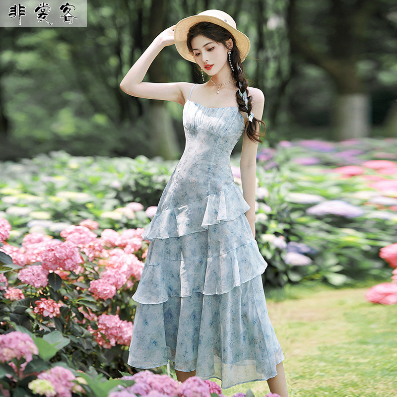 法式气质名媛浪漫优雅印花吊带沙滩裙防晒开衫夏季款度假旅游套装