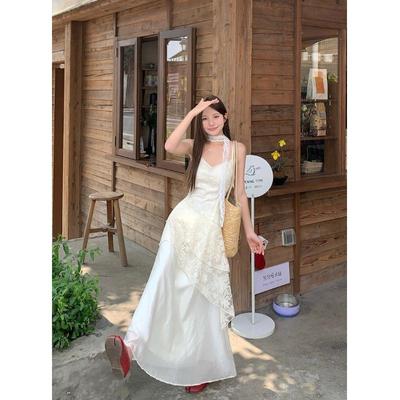 蕾丝拼接吊带连衣裙女夏季韩版修身收腰裙子设计感不规则a字长裙