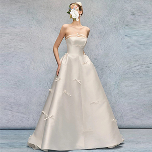 抹胸婚纱缎面法式 新娘简约蓬蓬裙高级质感主纱定制拖尾出门纱 新款
