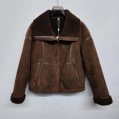 2025冬款皮毛一体羊羔毛外套女短款大翻领高级感鹿皮绒耐脏夹克77