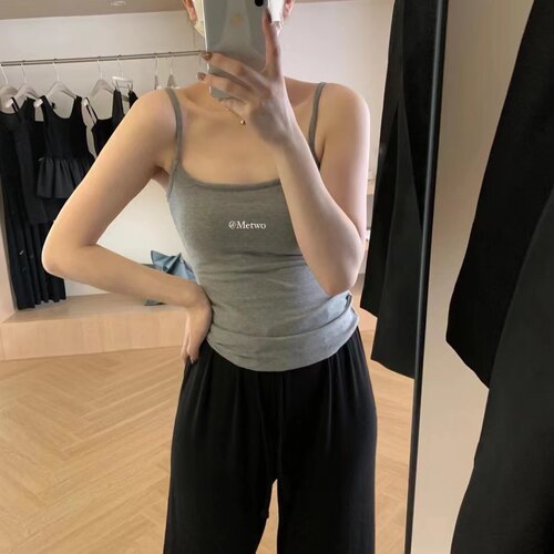 超模平口吊带背心显瘦可外穿打底