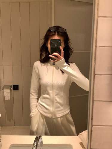 一勺甜SeeUbye轻薄发热塑身外套女2025秋冬亲肤立领修身塑身外套