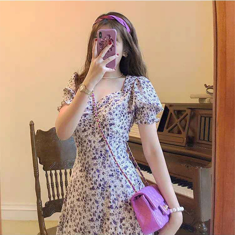 桔梗轻熟收腰碎花连衣裙