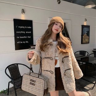 环保皮草外套女冬季韩系牛角扣保暖加厚款式百搭羊羔毛绒长袖大衣