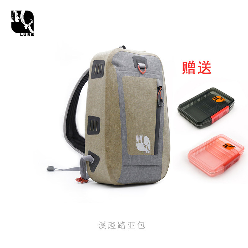 鸣人溪趣防水路亚包收纳容量耐用