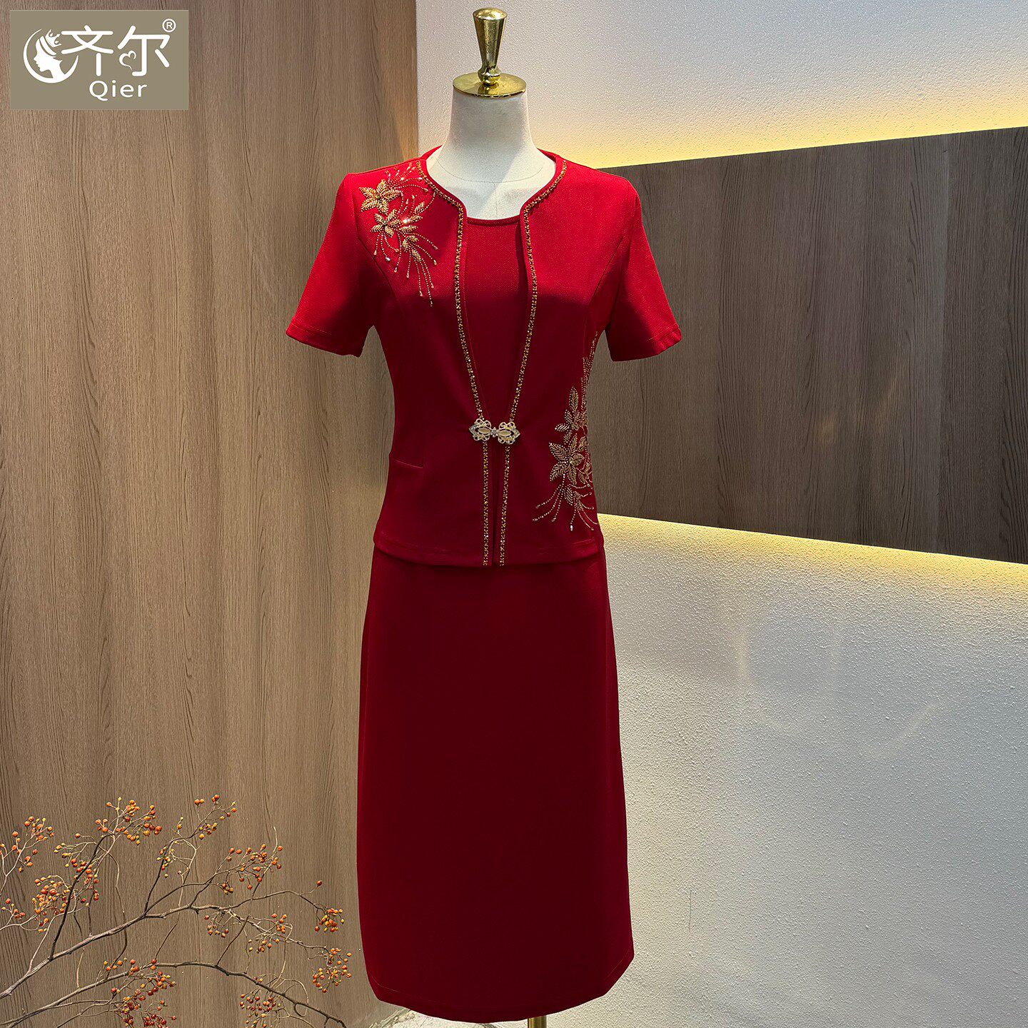 喜婆婆婚礼礼服红色两件套新款喜妈妈高级感婚宴西服小个子连衣裙