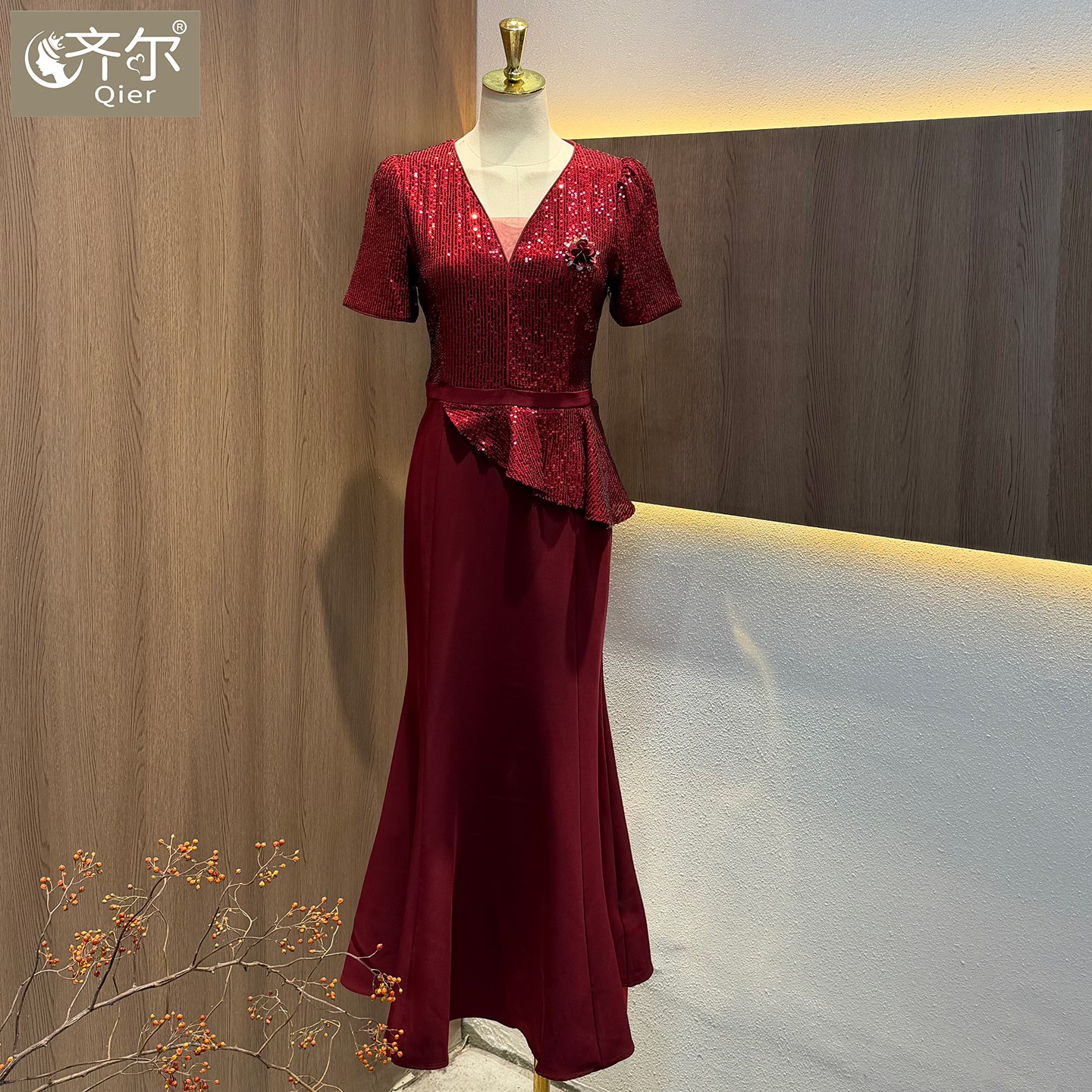礼服长款洋气年轻收腰结婚妈妈亮片大码高贵喜服喜婆婆鱼尾连衣裙