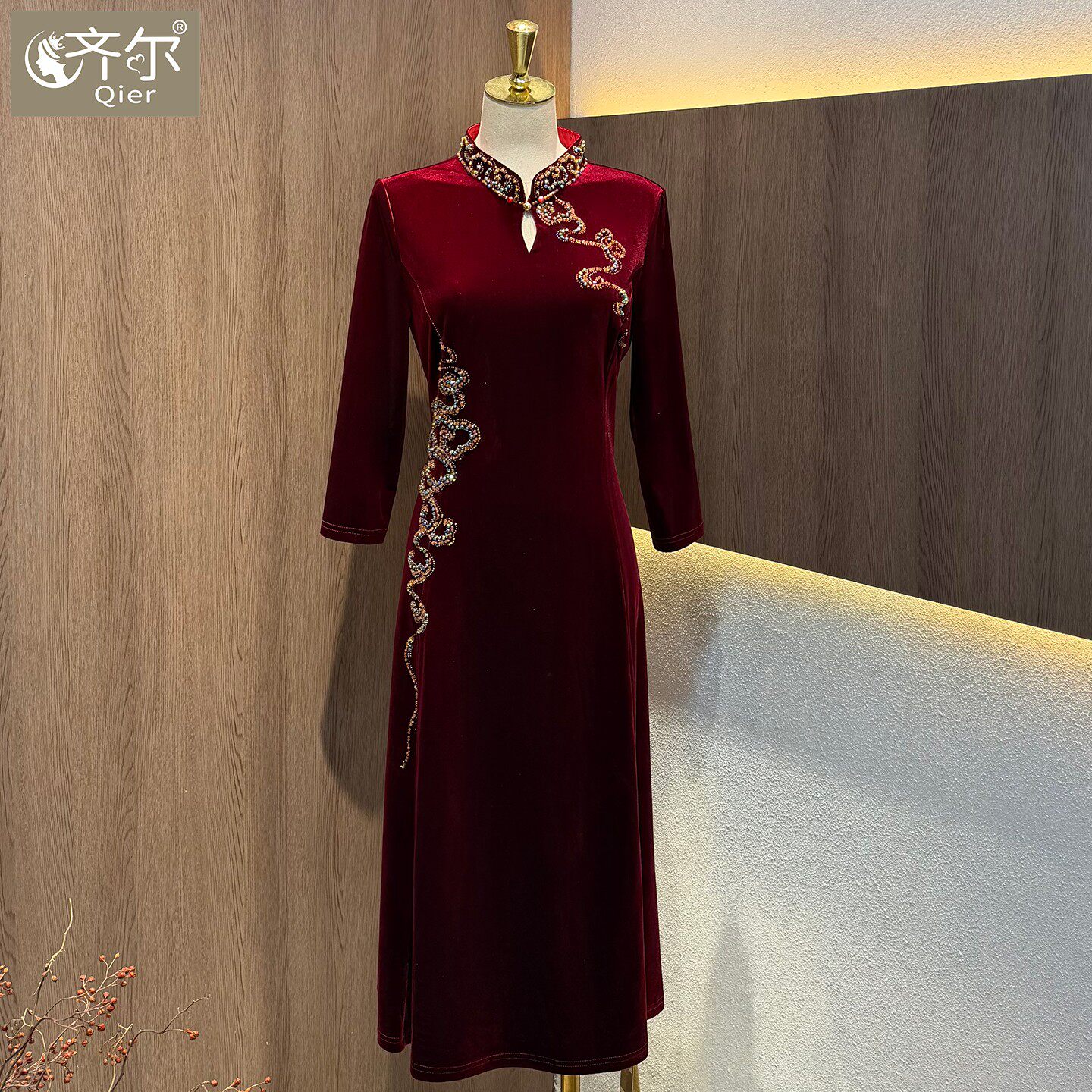 高端钉珠丝绒旗袍裙喜婆婆婚宴礼服新中式中老年女装秋季连衣裙子