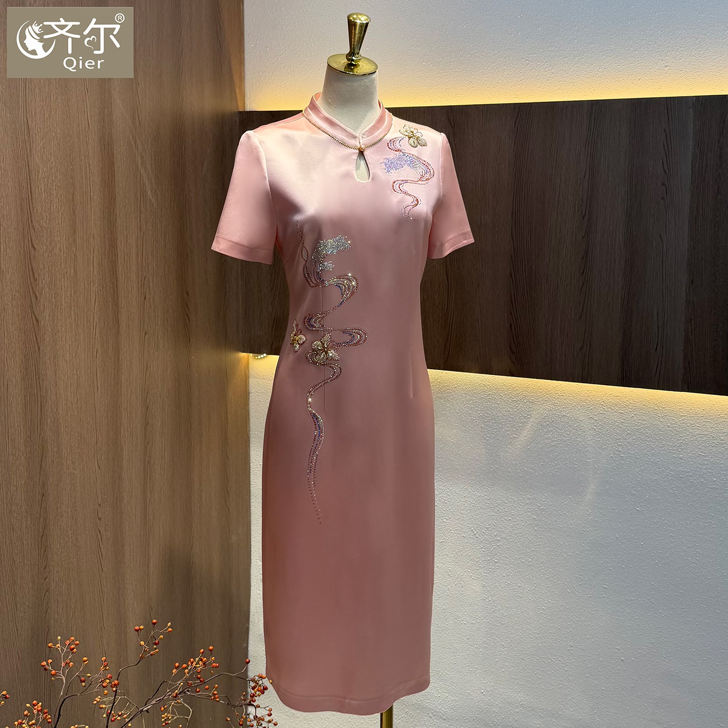 醋酸新中式粉色提花刺绣改良旗袍年轻妈妈婚宴礼服喜婆婆连衣裙