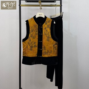 新国风秋冬中老年妈妈真丝绒拼接缎面盘扣马甲萝卜裤套装2025新款