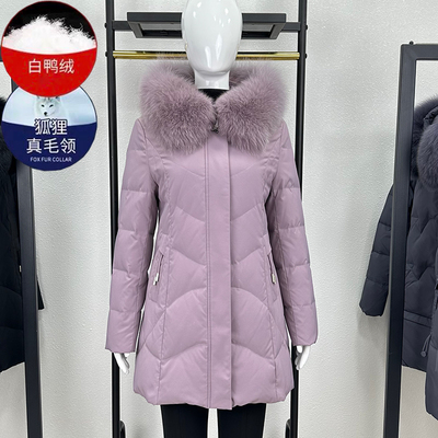 真狐狸毛领显瘦妈妈羽绒服