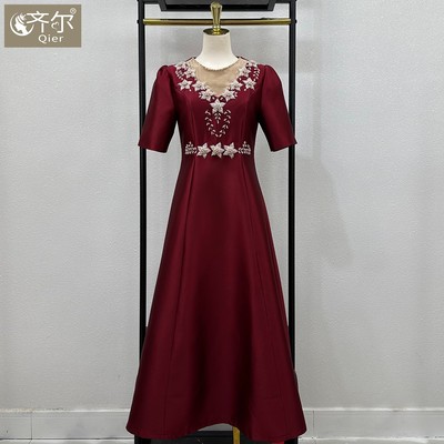妈妈婚宴礼服高贵年轻喜婆婆婚宴装旗袍酒红色订婚喜服修身连衣裙