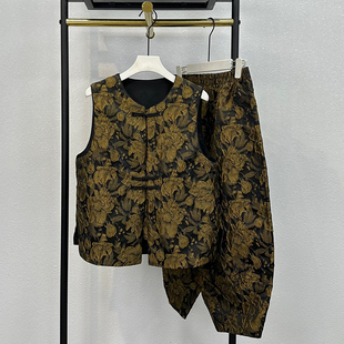 新中式妈妈装国风盘扣马夹萝卜裤套装高端提花缎面坎肩显瘦两件套