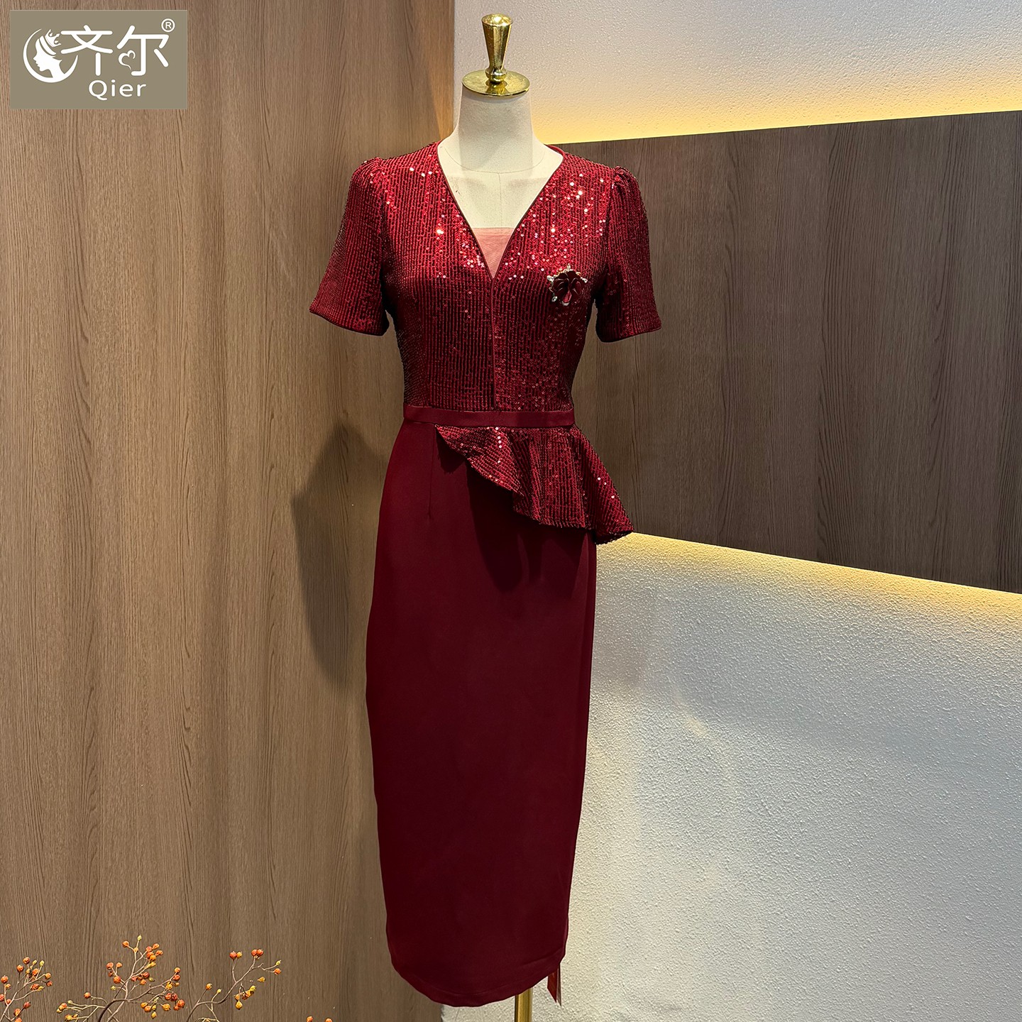 高贵喜婆婆婚宴装气质高级婚礼妈妈礼服夏季时尚洋气假两件套裙