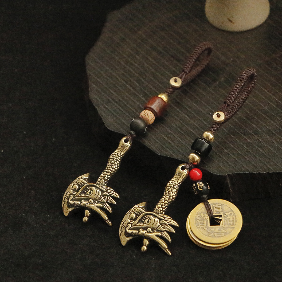 景区热卖复古黄铜龙头斧头钥匙扣手工编织钥匙绳车钥匙挂件原创