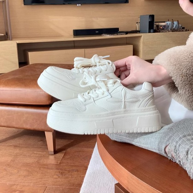 葡萄妈同款 显腿长减龄圆头系带板鞋厚底增高真皮小白鞋女春秋款