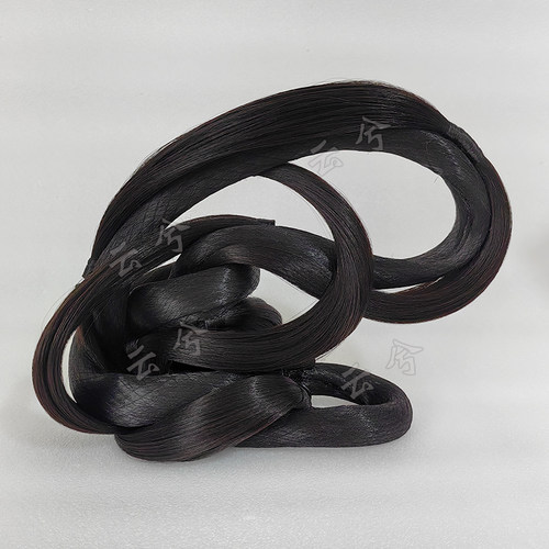 抓夹款一体式偏凤嫦娥发髻造型