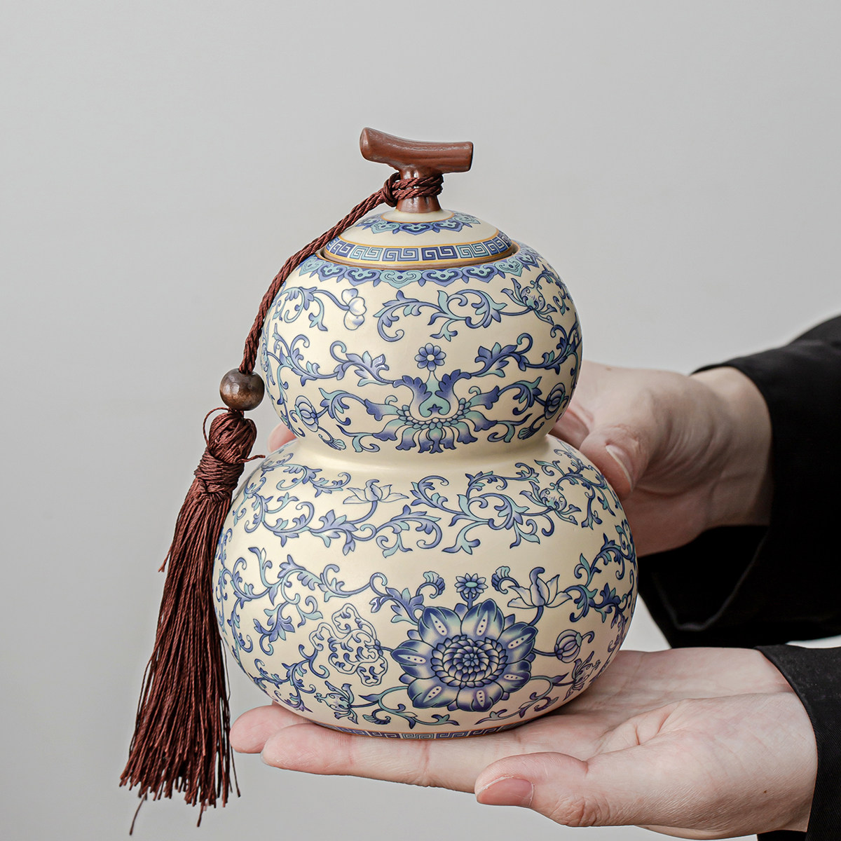 高档青花缠枝莲葫芦茶叶罐陶瓷密封防潮罐家用汝窑茶罐高级感摆件,餐饮具,茶叶罐,淘宝优惠券,粉丝福利购,淘宝优惠卷