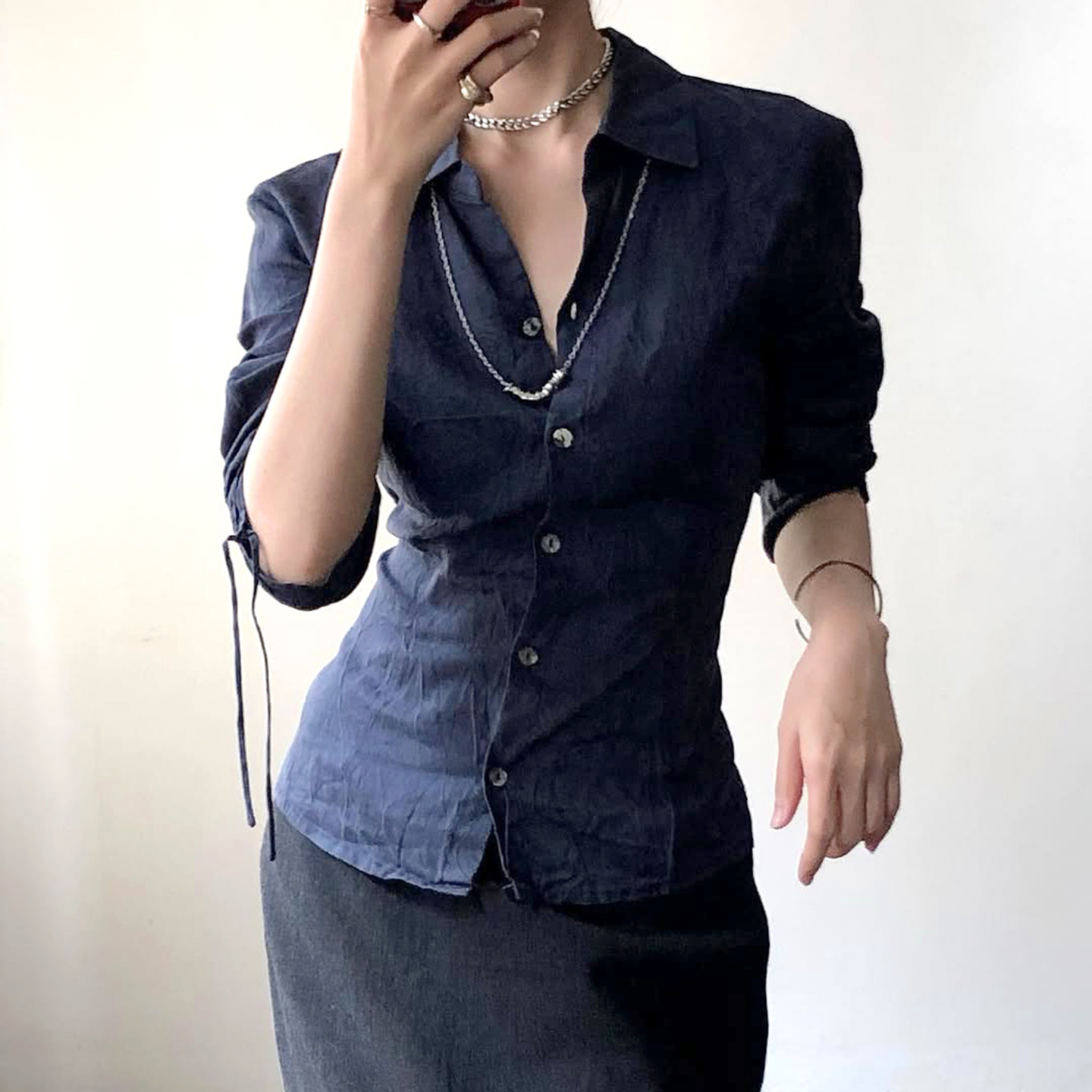 藏青色抽褶中袖收腰版衬衫2025秋季新品气质欧美风开衫单排扣上衣