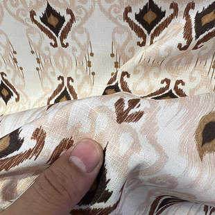 新疆风格艾特莱斯花纹布料服装面料竹节纹礼服材料印花布吊顶装饰