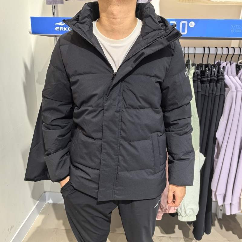 鸿星尔克保暖连帽常规男羽绒服