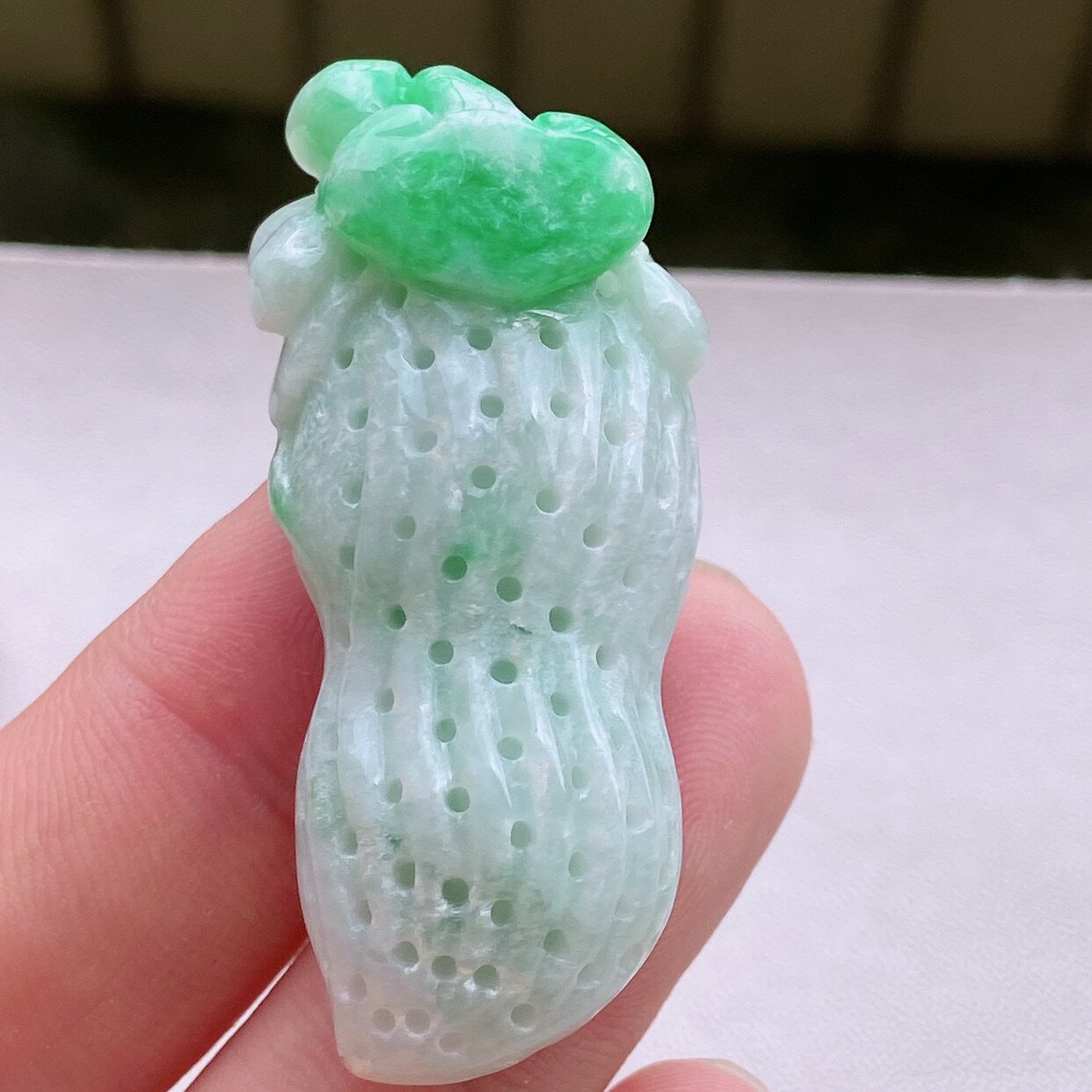辣绿正阳饱满立体雕刻花生老坑送a货颈饰玉坠玉冰种吊坠翡翠包a