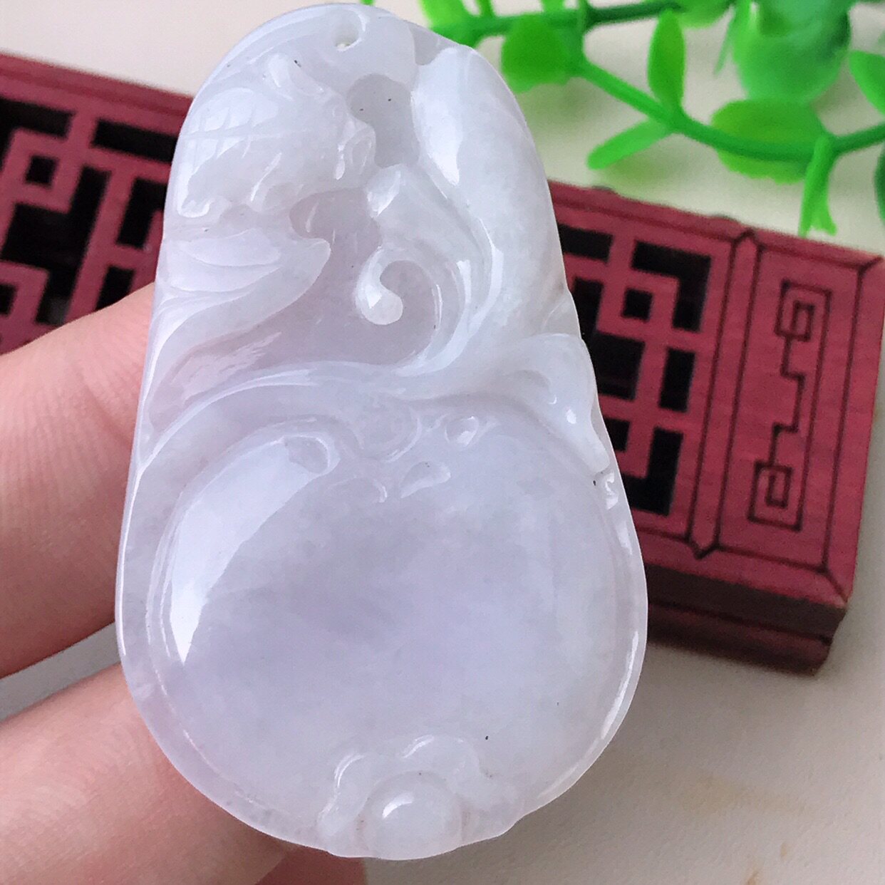 四会翡翠细腻巧色雕刻福瓜老坑A货颈饰冰种石吊坠扣平安翡翠蛋面