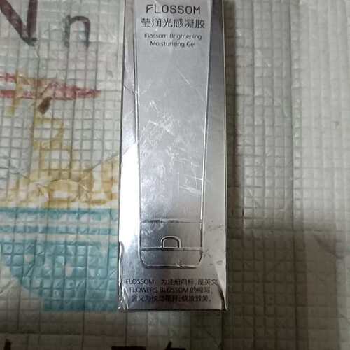 议价flossom 莹润光感凝胶2025年10到期