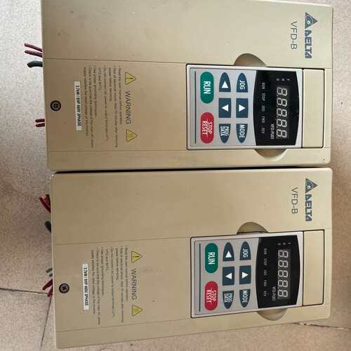 议价原装拆机台达B系列3.7KW变频器型号VFD037B43A