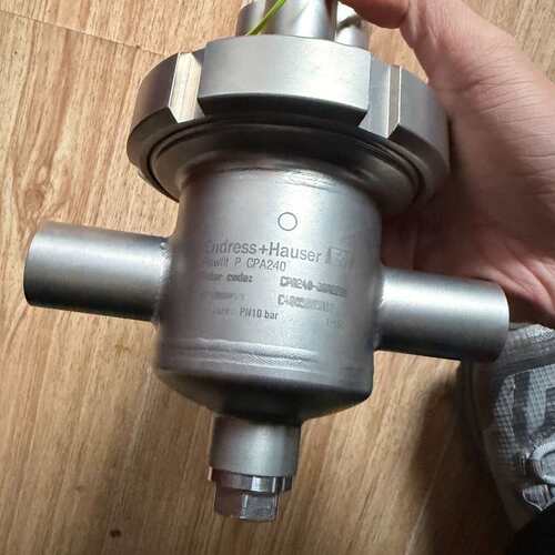 议价CPA240-30AE220 完整规格（E+H Flowfi