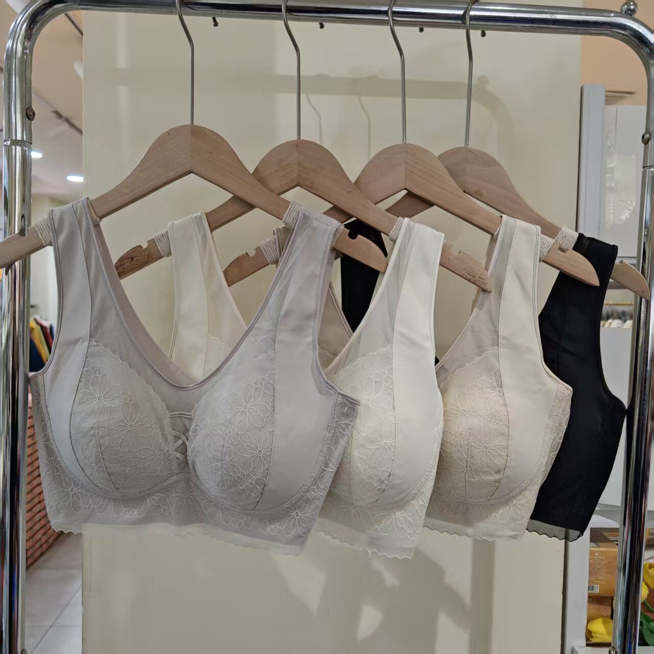 加肥大码宽肩带无痕美背内衣女士薄款固定杯背心式透气文胸罩7160