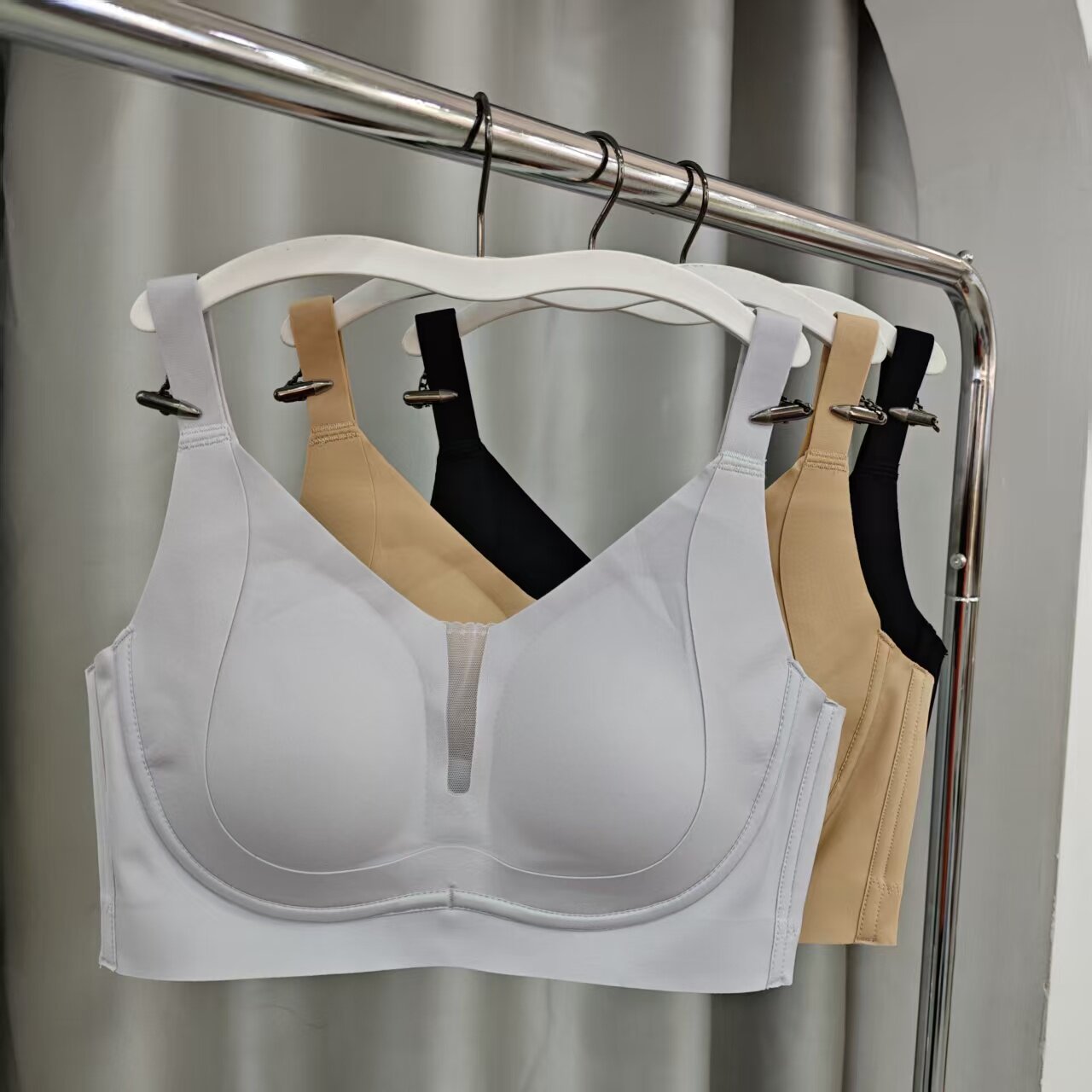 薄款无痕软钢圈时尚内衣女士ABC杯聚拢上托收副乳时尚文胸罩5088