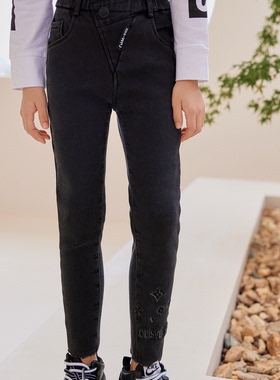 一体绒2025新款秋冬童装女孩子弹力牛仔裤百搭潮休闲中大童229001