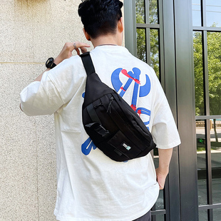 最新款网红ins原宿工装胸包女韩版学生帆布斜挎腰旅行手机收钱包