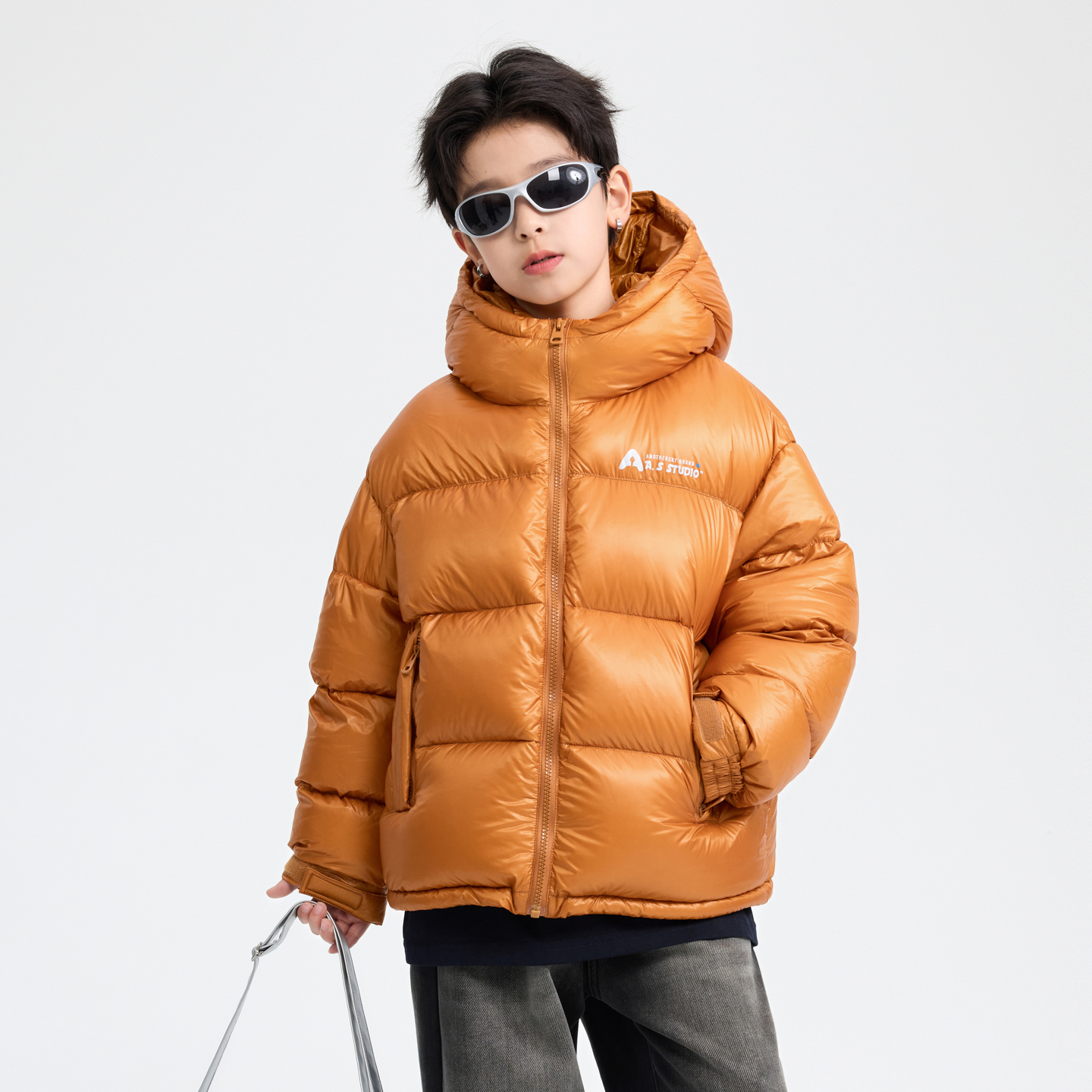 男童冬季户外防水连帽面包羽绒服2025新款青少年儿童防风极寒外套