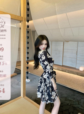 Hotdog 热狗很辣【 新中式 牡丹兰亭序】高级优雅牡丹V领连衣裙女