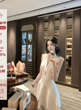 Hotdog 热狗很辣【庄园绮梦】蕾丝挂脖收腰连衣裙独特别致无袖裙