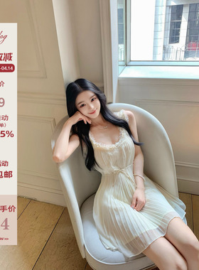 Hotdog热狗很辣【天鹅湖畔】甜美温柔气质蕾丝边百褶连衣裙+绑带