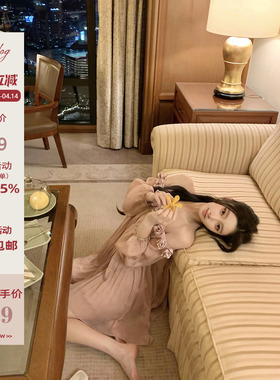 Hotdog 热狗很辣【风吟听花】粉色玫瑰百褶连衣裙+绑带一字肩短裙