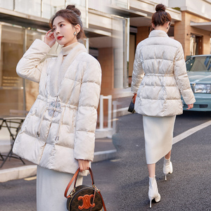 新中式国风羽绒服女2023年冬季新款高端气质刺绣盘扣改良唐装外套