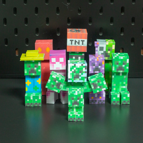 8个苦力怕手工纸模型玩具