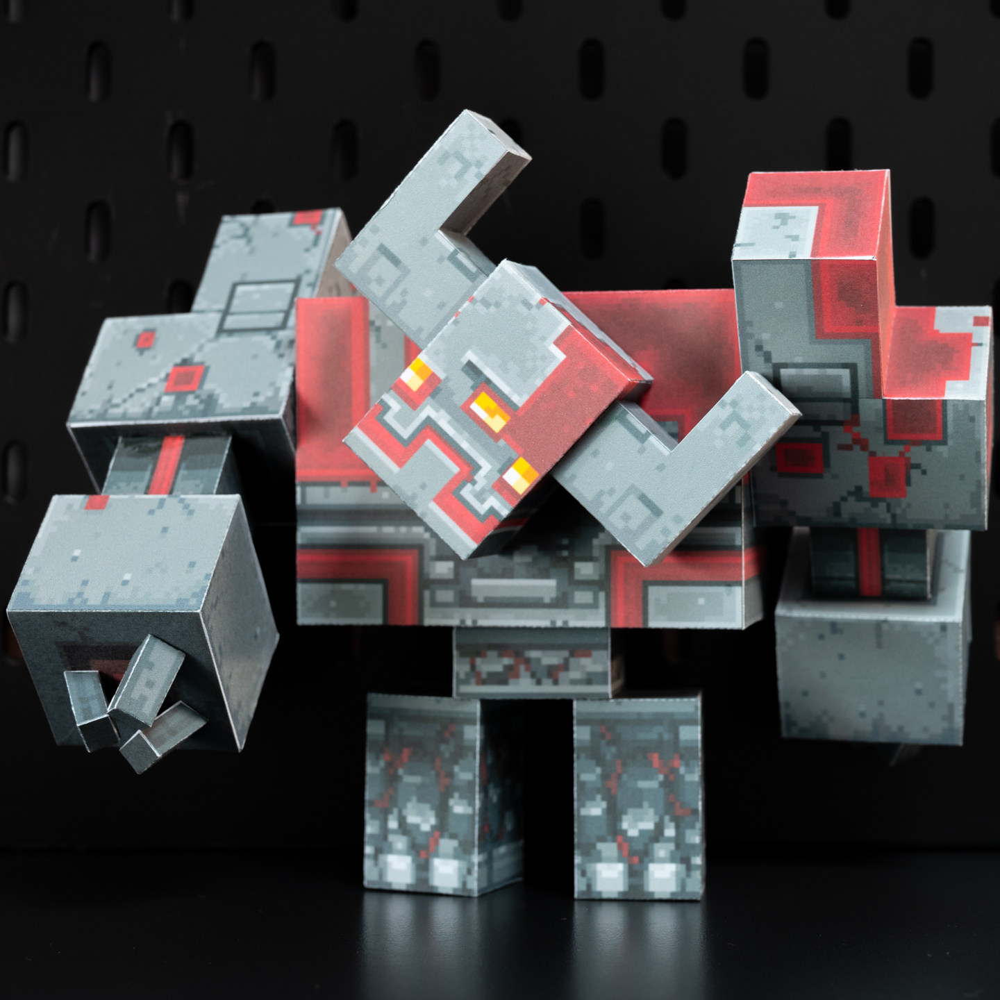 我的世界地下城磁力可动红石巨兽傀儡手工DIY纸模型周边玩具剪纸