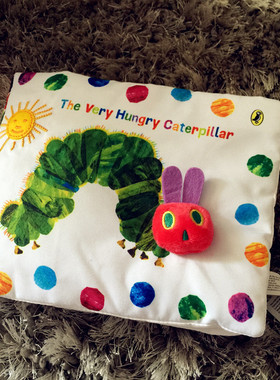 出日本孤品美国插画大师Eric Carle 好饿的毛毛虫 英文立体布书